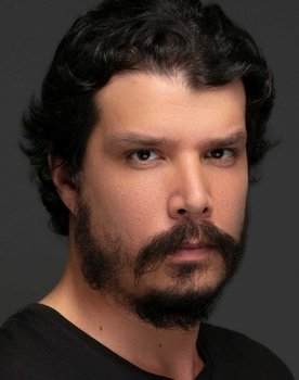 Doruk Nalbantoğlu as Gülletopuk