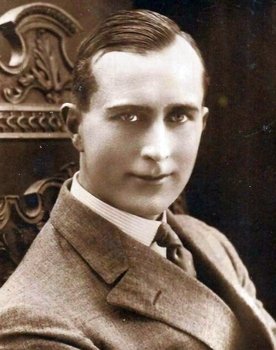 Gregory Scott as Lord Dupois
