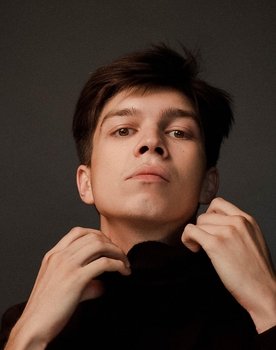 Anton Shelomentsev as Бэся