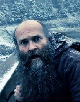 Sascha Strack as Doctor, Security