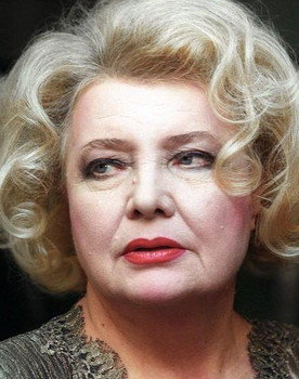 Tatyana Doronina as Polina