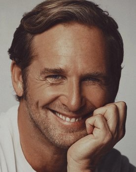 Josh Lucas as Peter