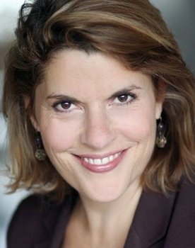 Mathilde Vitry as Christine