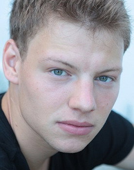 Dmitry Vlaskin as Matvey