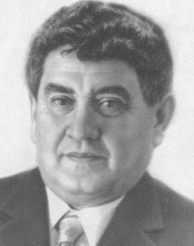 Viktor Dragunsky as Radio host