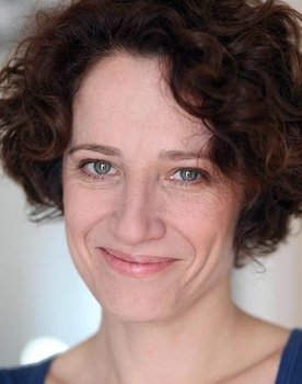 Graziella Delerm as Annick