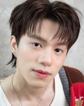 Wiset Pakjaidee as Mai