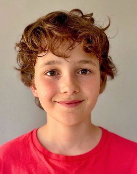 Leo Alonso-Kallscheuer as Prinz Sigismund (als Kind)