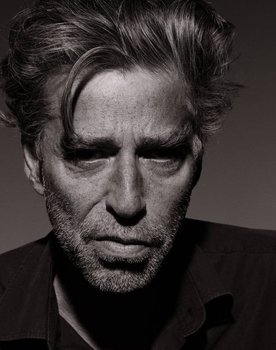 Maarten van Roozendaal as Maarten van Roozendaal