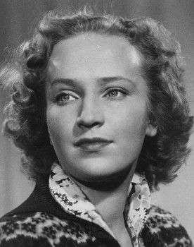 Ruth Peramets-Püss as 