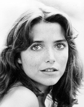 Karen Allen as Melissa Brown