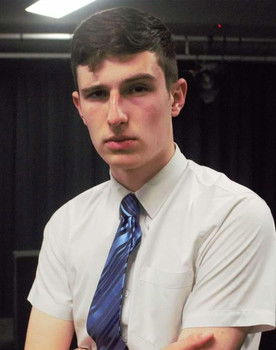 Ethan Saffy as Walton