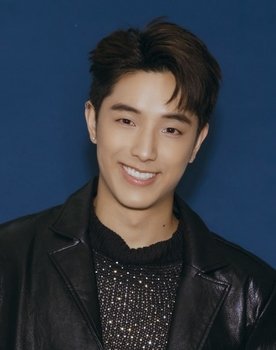 Kay Lertsittichai as Hugo