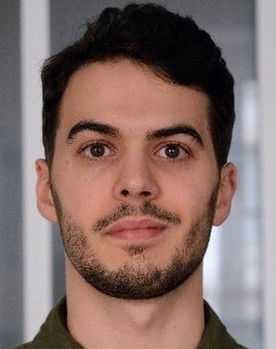 Romain Becker as Hugo