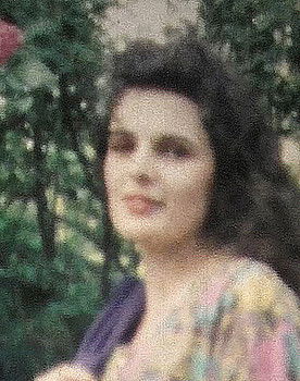 Lyudmila Konyaeva as Она