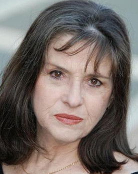 Dina Limon as Neomi ( Grandmother)