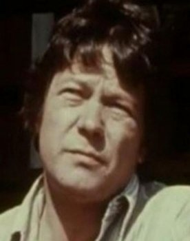 Pentti Auer as 