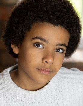 Memphis Oniru as Samuel