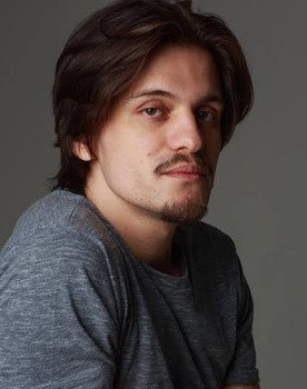 Marcelo Petzen as Igor Albuquerque