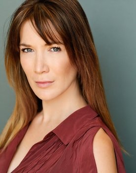 Sarah Oliver as Victoria Higley