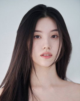 Park Xi-yeon as So-mi