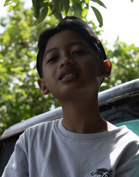 Adnan Faisal Fahmi as Dirga