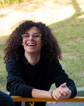 Fernando Becari as Cabeça de relógio