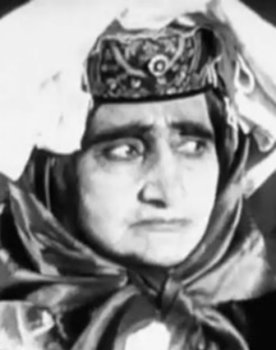 Elisabed Cherqezishvili as Magdana
