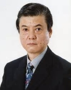 Osamu Tsuruoka as Shunji