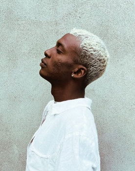 Lucas Marques as Felipe