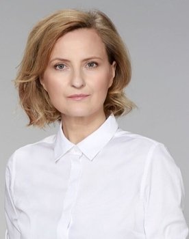 Izabela Kuna as Ania