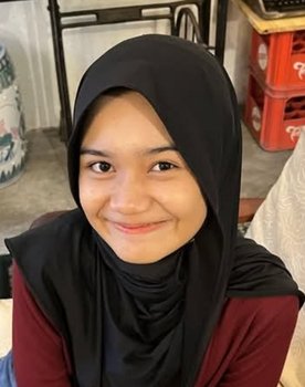 Junica Dannia as Junica