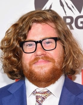Zack Pearlman as Kevin Dingle