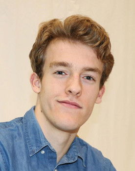 Sam de Haan as Extra