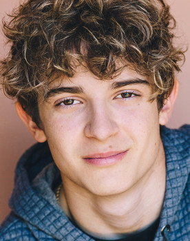 Jett Bednar as Trailer Boy