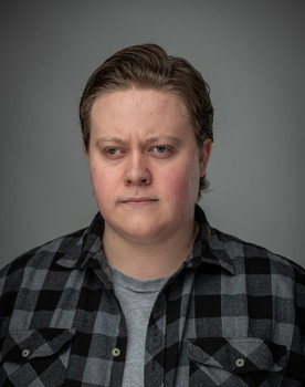 Benjamin Riley as Scott
