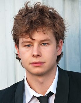Petrie Willink as Danny