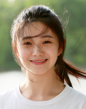 灿烂的她