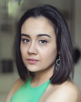 Sahelle De Figueiredo as Noor Beddiar