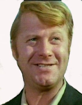 Anatoly Vedyonkin as Тарелкин