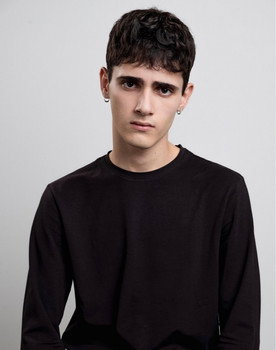 Bernat Roqué as Noah