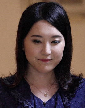 Kim Jeong-ah as Madam (마님)