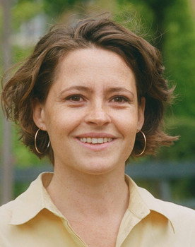 Sarah Jonker as