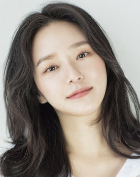 Park Gyu-young as Kang No-eul / Guard 011