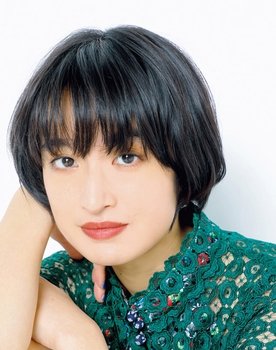 Mugi Kadowaki Photo