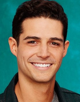 Wells Adams