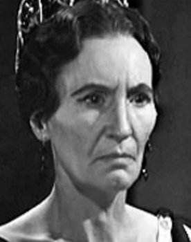 Anne Tirard as Old Bessie