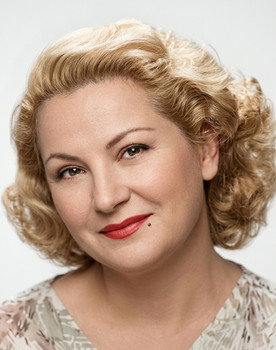 Perihan Yanal as Mevhibe