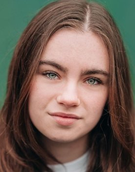 Holle Kirck as Frieda Küppers