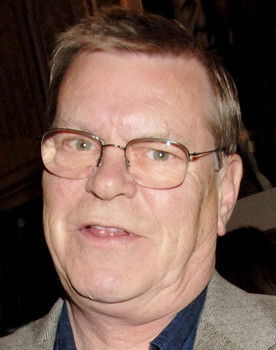 Warren Clarke